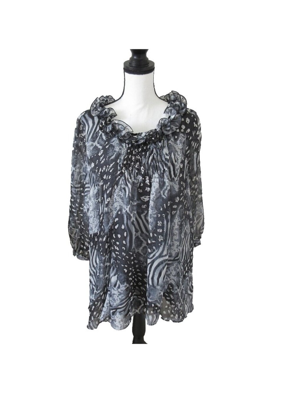 New PRETTY ANGEL Blk & Wht Silk Blend Animal Print Tunic Top Ruffled Neckline L